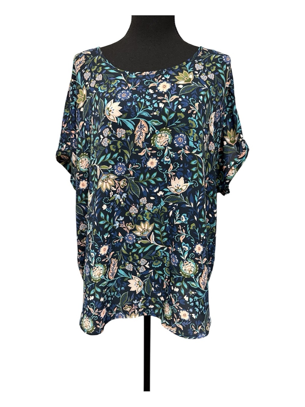 Maurices XL Navy Floral Boho Blouse Short Sleeve Lightweight Cottagecore Top - Picture 2 of 15